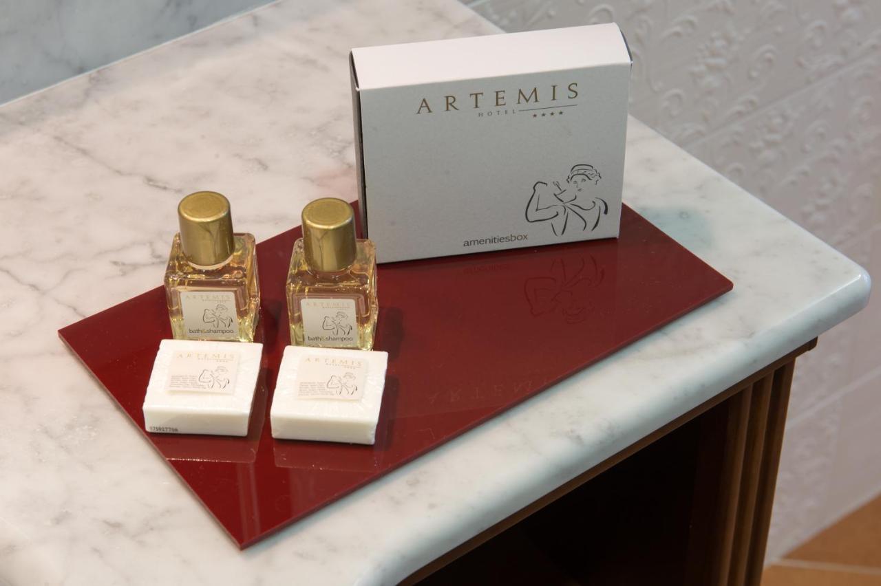 Artemis Hotel Cefalu Exterior photo